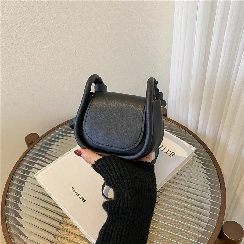 Candy Color Fashion PU Leather - đánh giá và giá Saddle Bag Leather