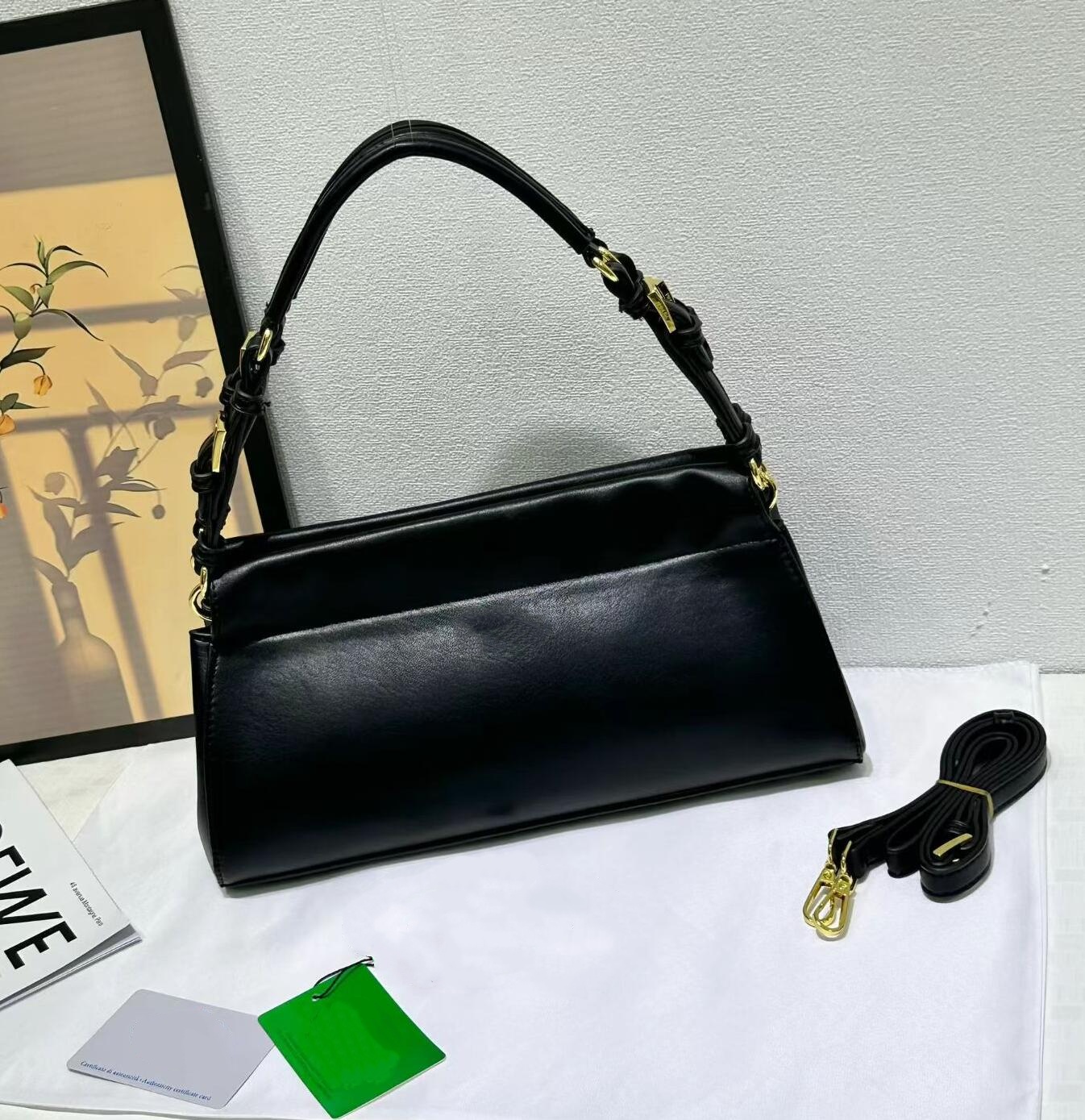 Luxury Chic Dark Brown Leather - đánh giá và giá Women Bags Prada