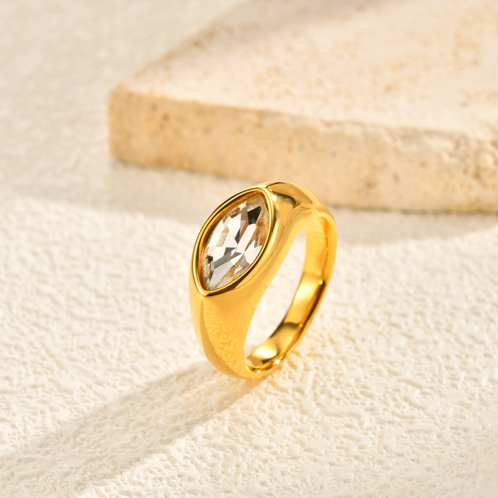 Custom Couple Rings Gift with  - đánh giá và giá Women Bags Discount