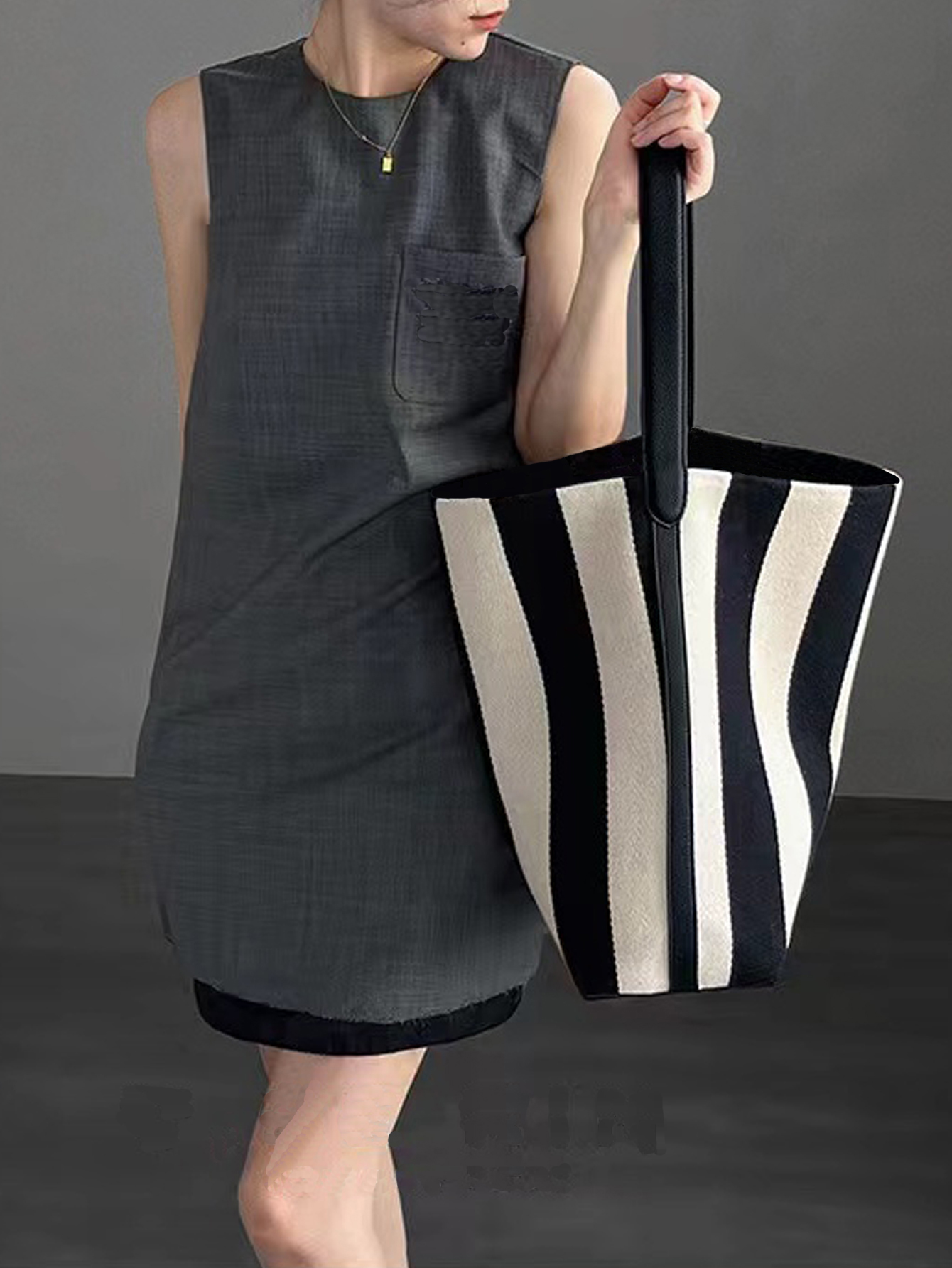 Niche striped canvas bucket ba - đánh giá và giá Women Bags Zara