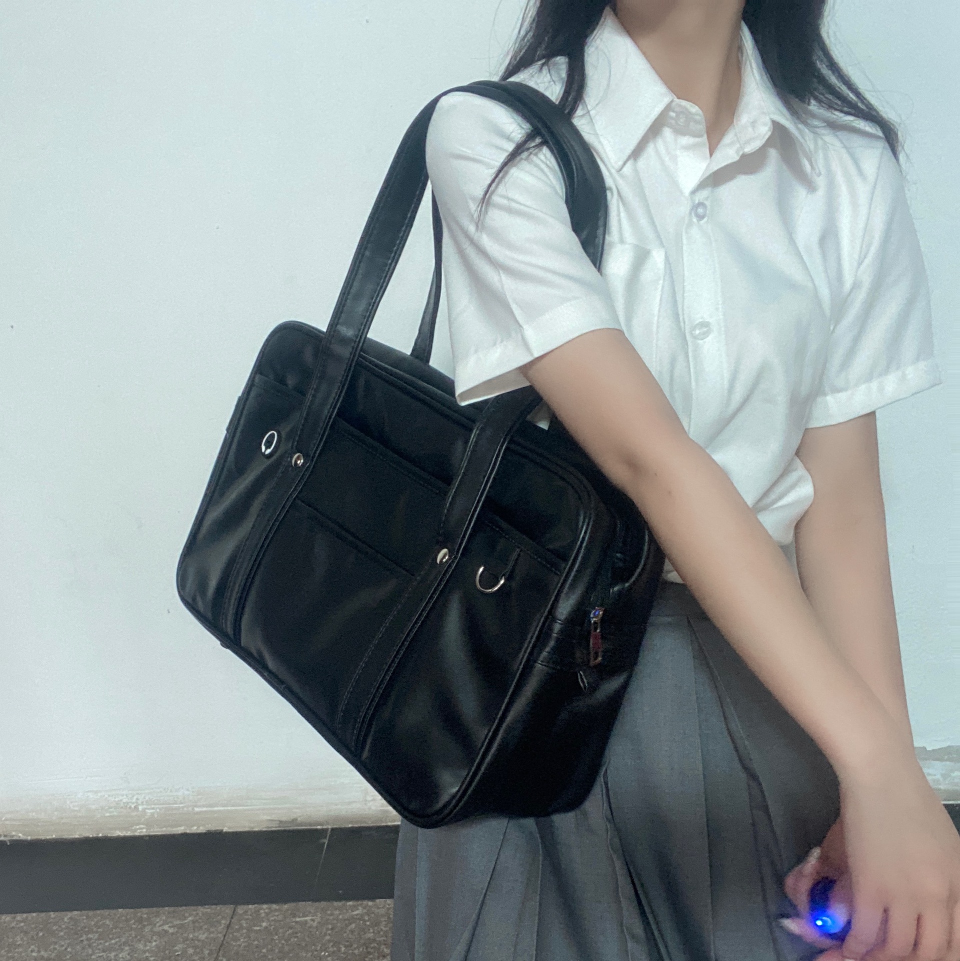 Japanese two-dimensional stude - đánh giá và giá Women Bags Zara