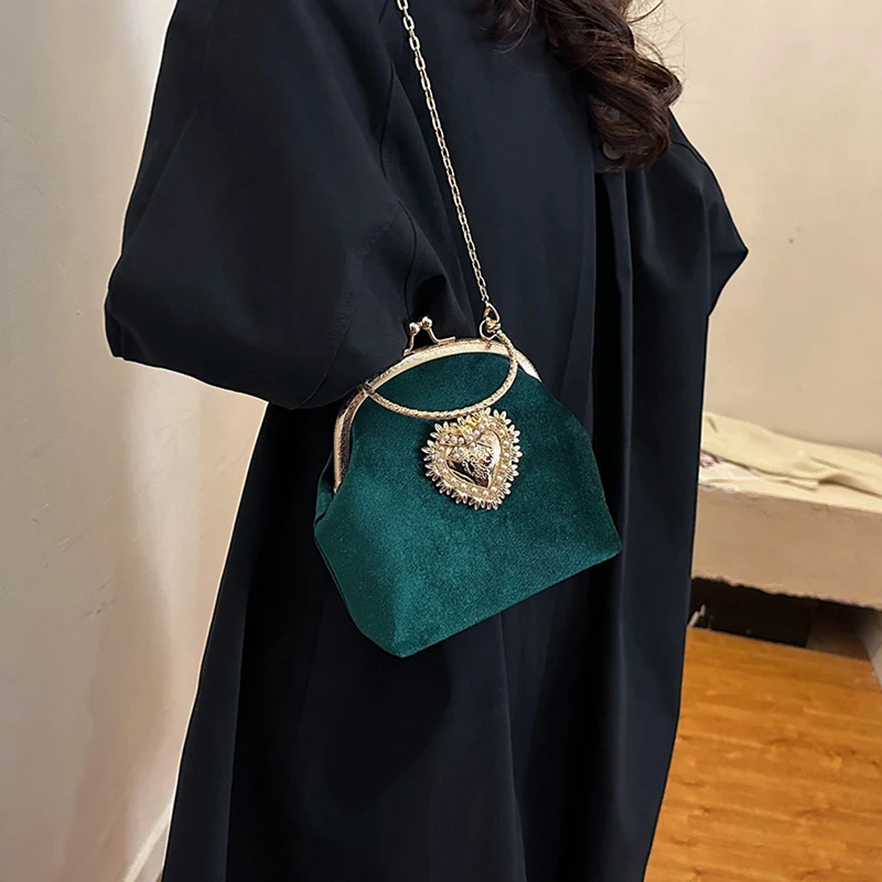 Chains Velvet Frame Heart Dinn - đánh giá và giá Women Bags Discount