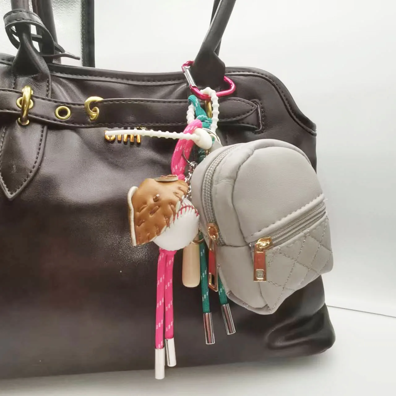 Ita Bag Accessories Bag Charms - đánh giá và giá Women Bags Prada