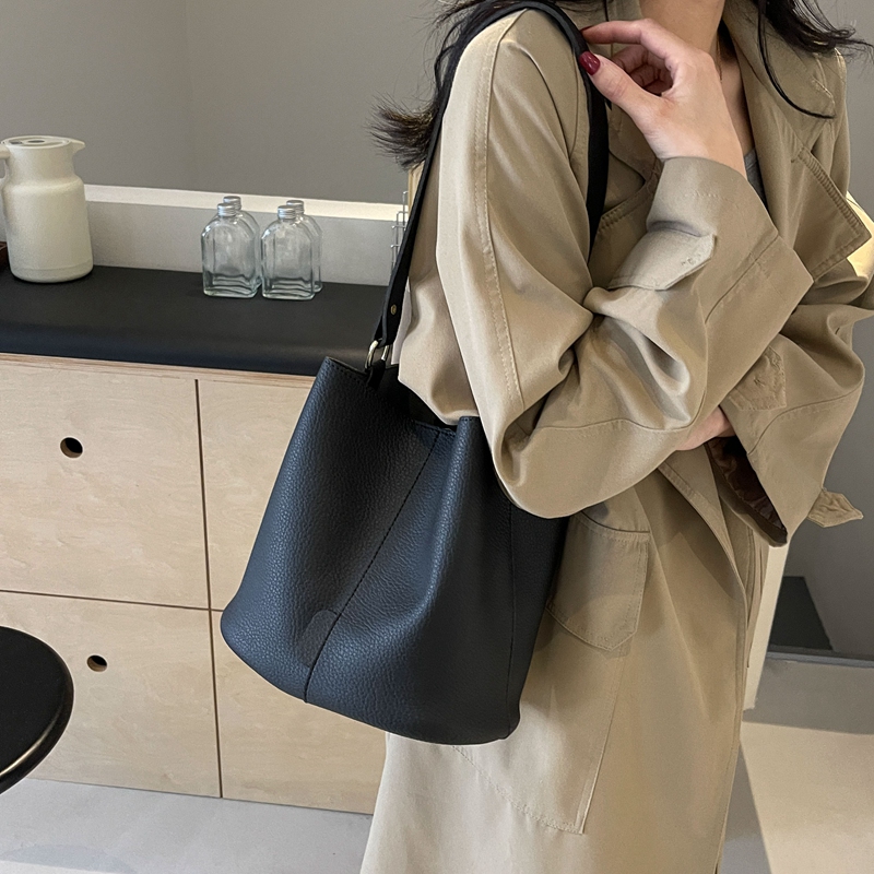 Hasp New Bucket Tote Bags Soli - đánh giá và giá Women Bags For Sale
