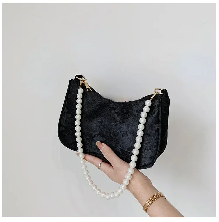 Womens Minimalist Pleated Unde - đánh giá và giá Women Bags Zara