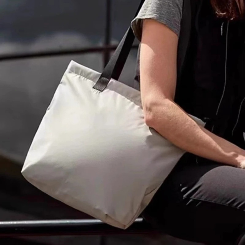 Lite Tote 15L Ultra-lightweigh - đánh giá và giá Women Bags Premium Brands